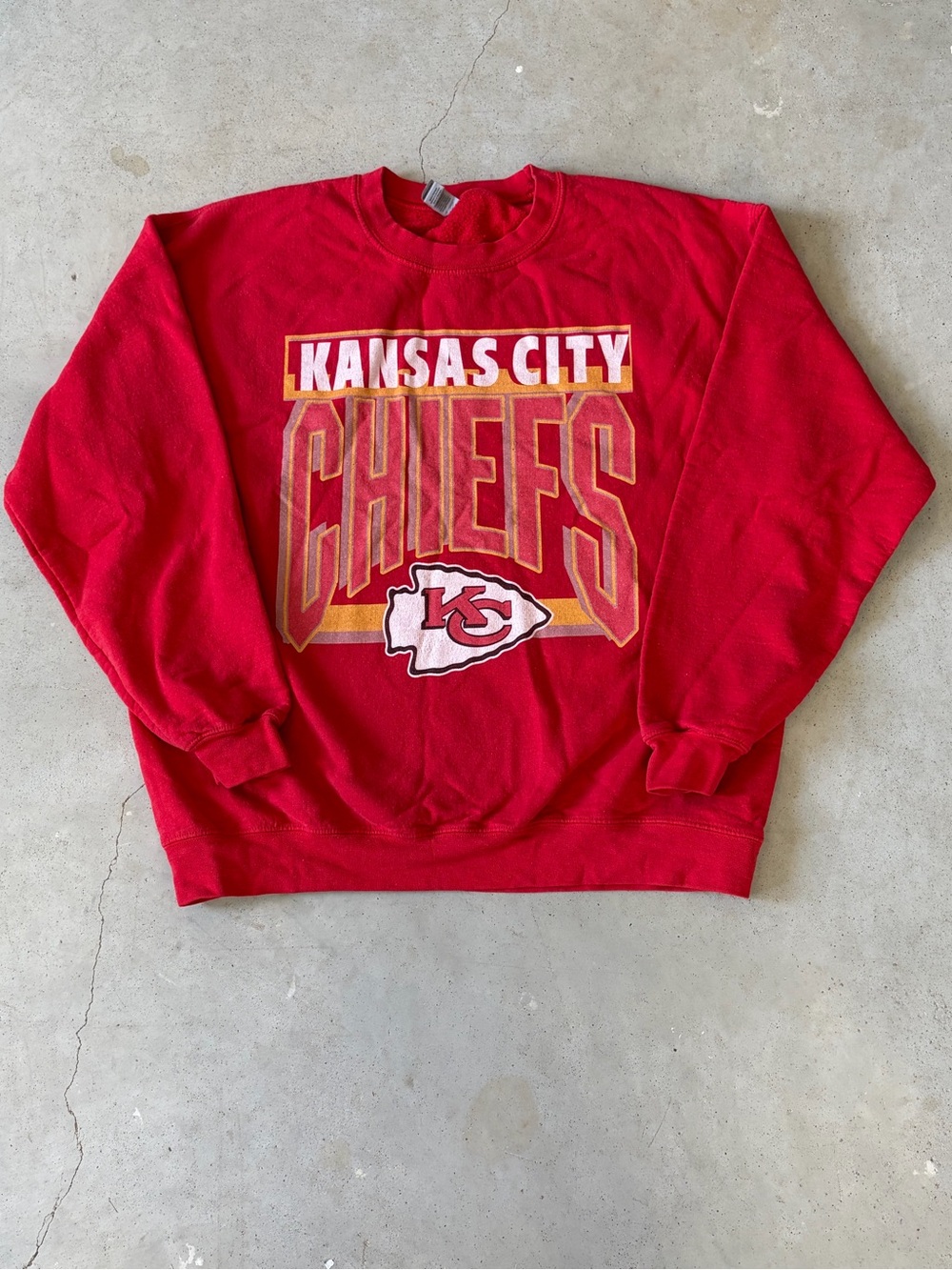 Kansas City Chiefs Red Graphic Crewneck Sweatshirt Large